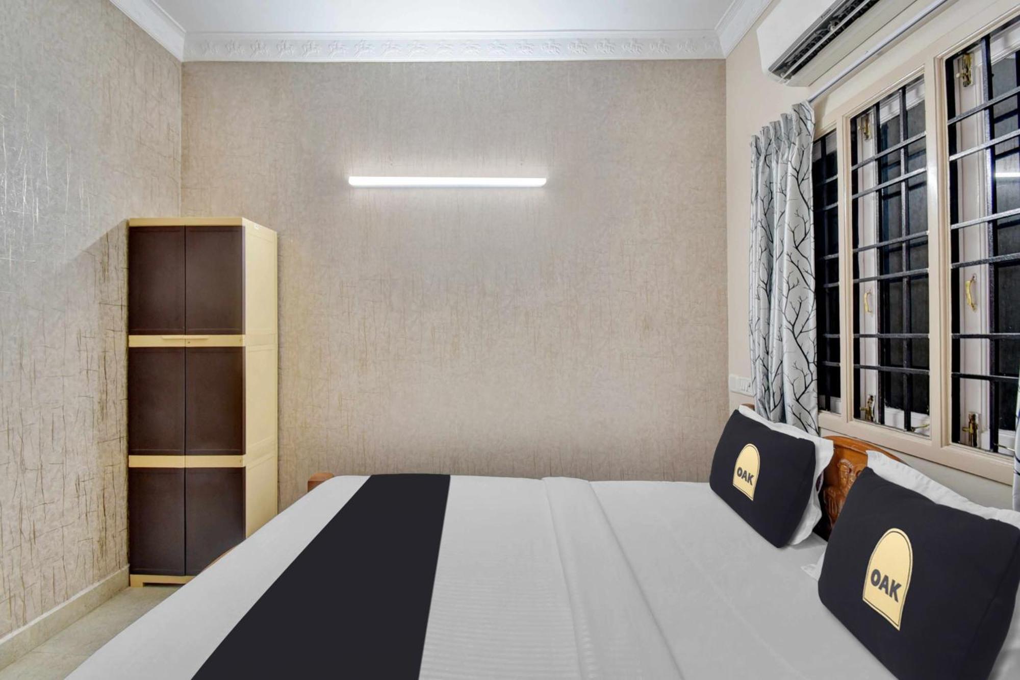 Collectipn O Pradee Queen Resort Chennai Bagian luar foto