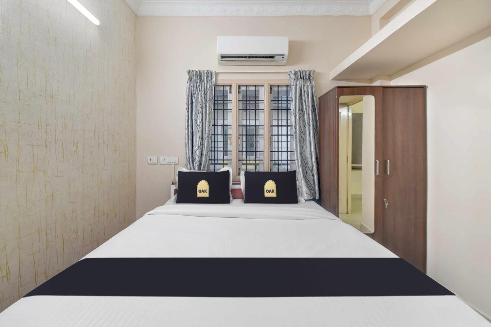 Collectipn O Pradee Queen Resort Chennai Bagian luar foto