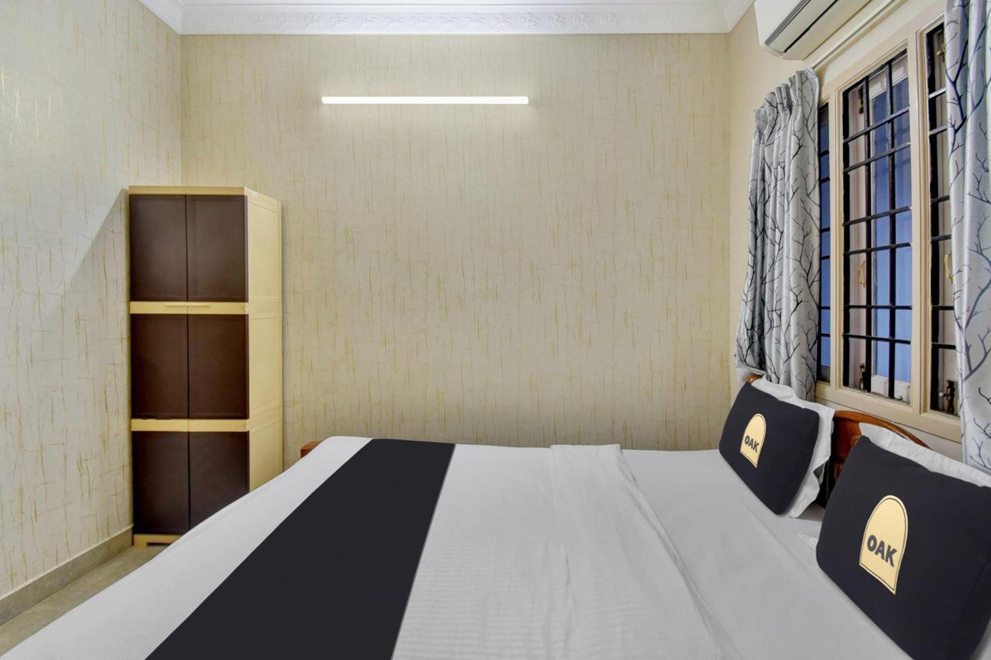 Collectipn O Pradee Queen Resort Chennai Bagian luar foto