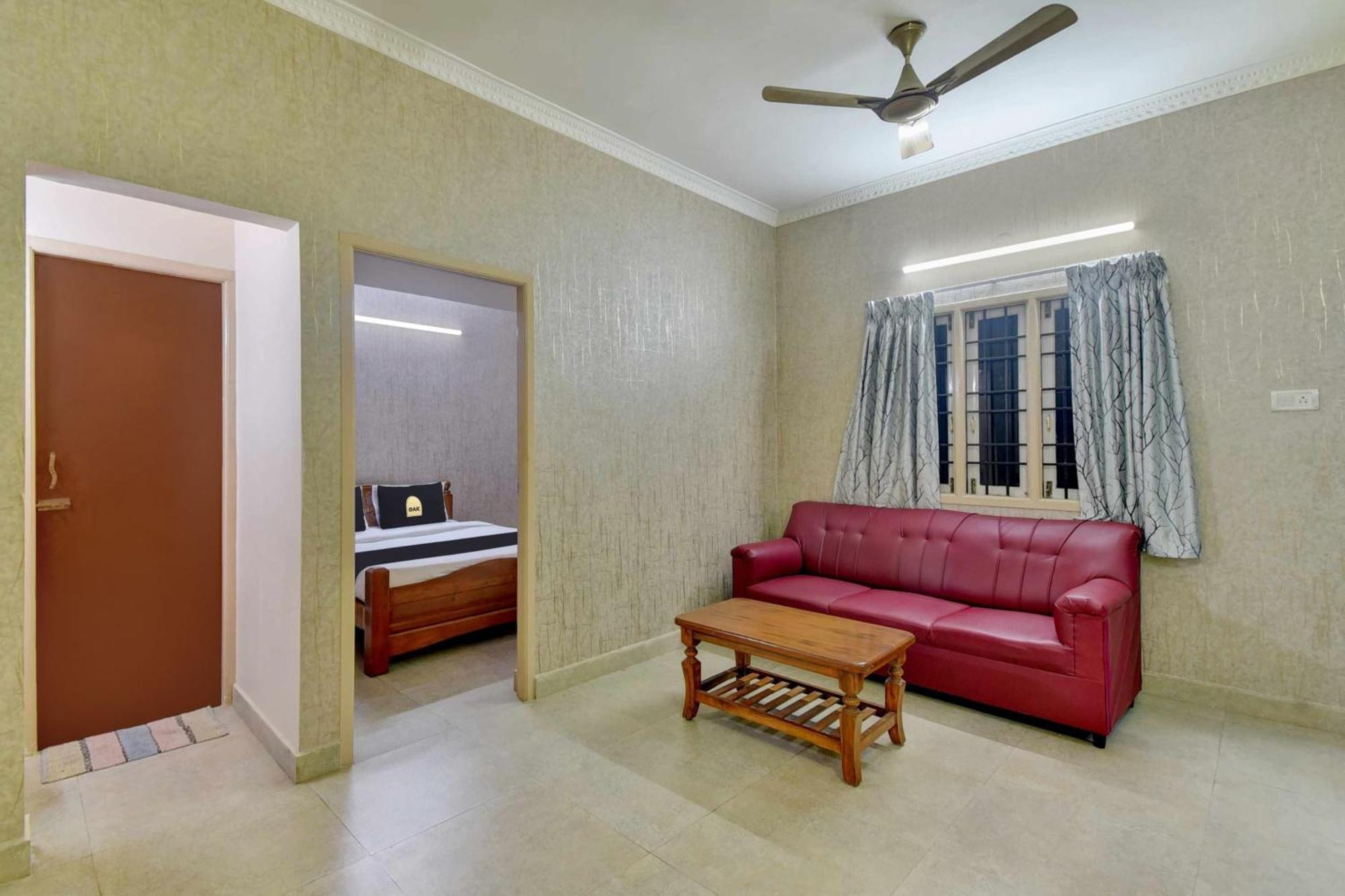 Collectipn O Pradee Queen Resort Chennai Bagian luar foto